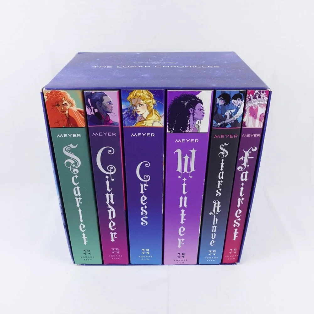 The Lunar Chronicles Boxed Set: Scarlet Cinder Cress Winter Stars Above Fairest